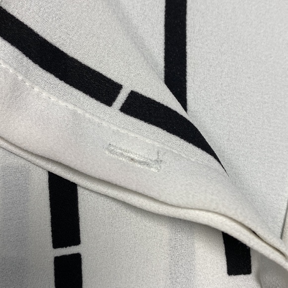 Alfani sleeveless essential go to button down blouse size 4 - Picture 8 of 10